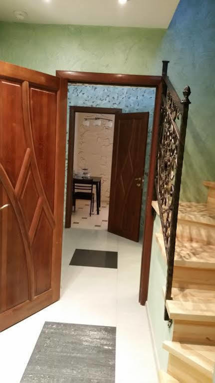 فندق غروندوفي  Kupalinka المظهر الخارجي الصورة